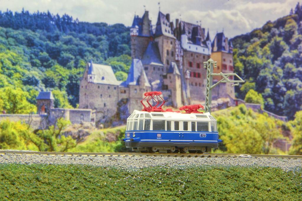 Rokuhan ST015-2 Z Shorty DB Class 491 Gentian Blue