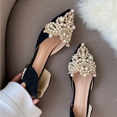 Fashion New Crown Pearl Flats Women Wedding Shoes Pointed Toe Female Dress Moccasins Low Pearl Heel Ladies Fashion Luxury Style 43