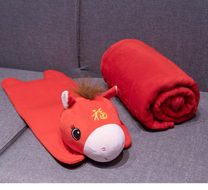 Coperta-Cuscino Peluche Cavallo 2026 – Morbido Pile per Sonnellini & Aria Condizionata, Perfetta per Eventi Aziendali