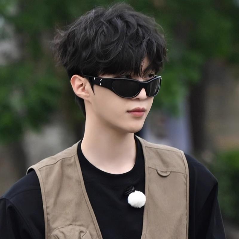 Lightweight Comfortable Durable High Quality Retro High End Designer Style Edgy Punk Oval Shaped Female Male Sun Glasses