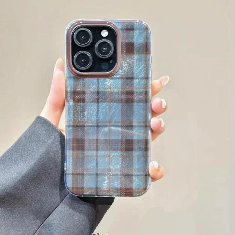 Retro Brown Blue Checkered Pattern Phone Case for IPhone 16 15 14 13 12 11 Mini Pro Max X XR XSMax 7 8 Plus SE20 Wrinkle Cover