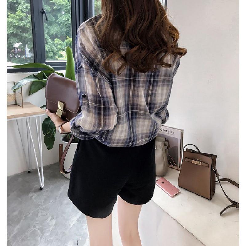 Retro Hong Kong Style Women's Plaid Long Sleeve Loose Shirt, 2022 Spring Korean Design Trend