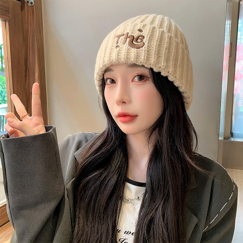 Autumn and Winter Thickened Cold-proof and Warm Cover Head, Ear Protection, Versatile Letter Wool Hat, Women