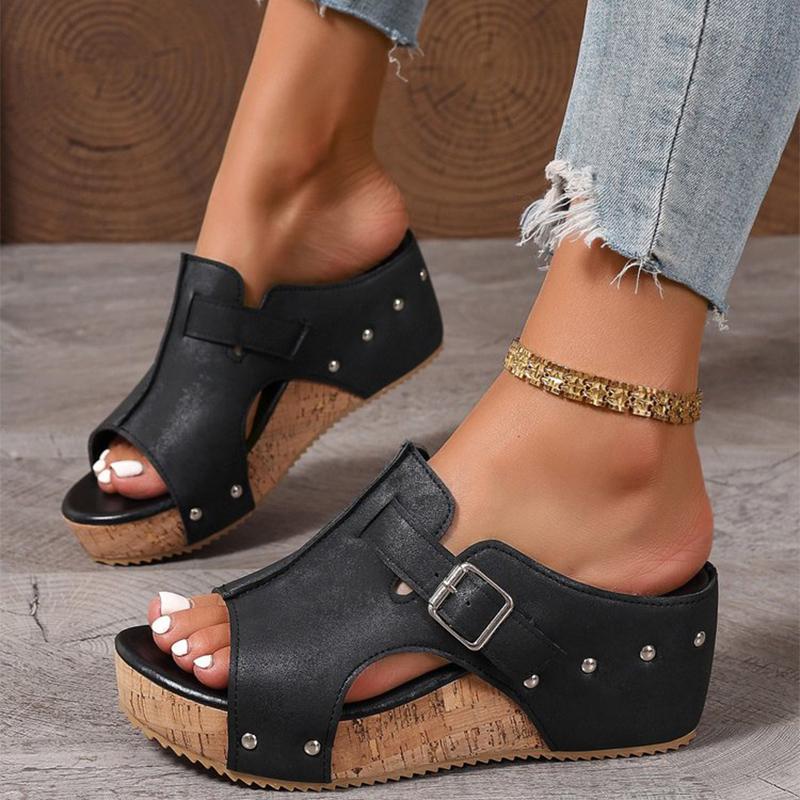Fashion Summer Non-Slip Rivet Wedge Women Slippers Casual Buckle Strap Platform Slippers for Women Solid Plus Size Woman Slides