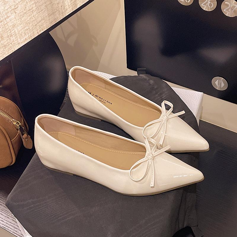 French Soft-soled Single Shoes Women's Autumn New Shallow Mouth Fairy Style Bow Ballet Shoes Versatile Flat Beanie Shoes