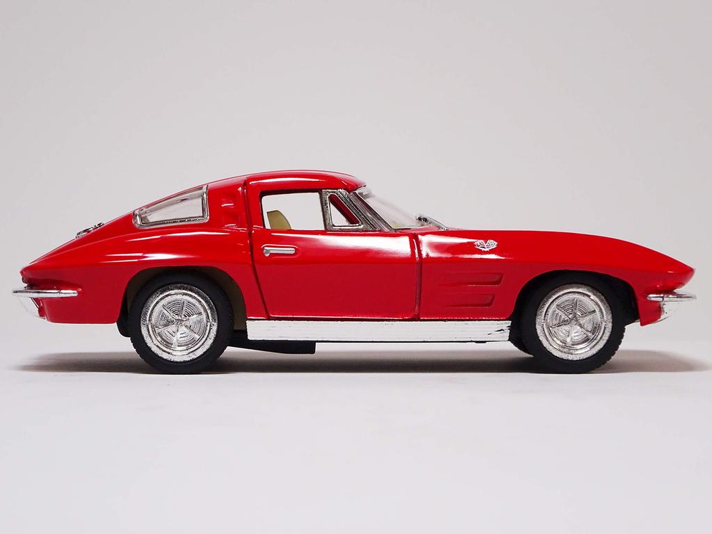 Kinsmart Chevrolet Corvette Stingray (1963) Red 1/36 Diecast Car KT5358