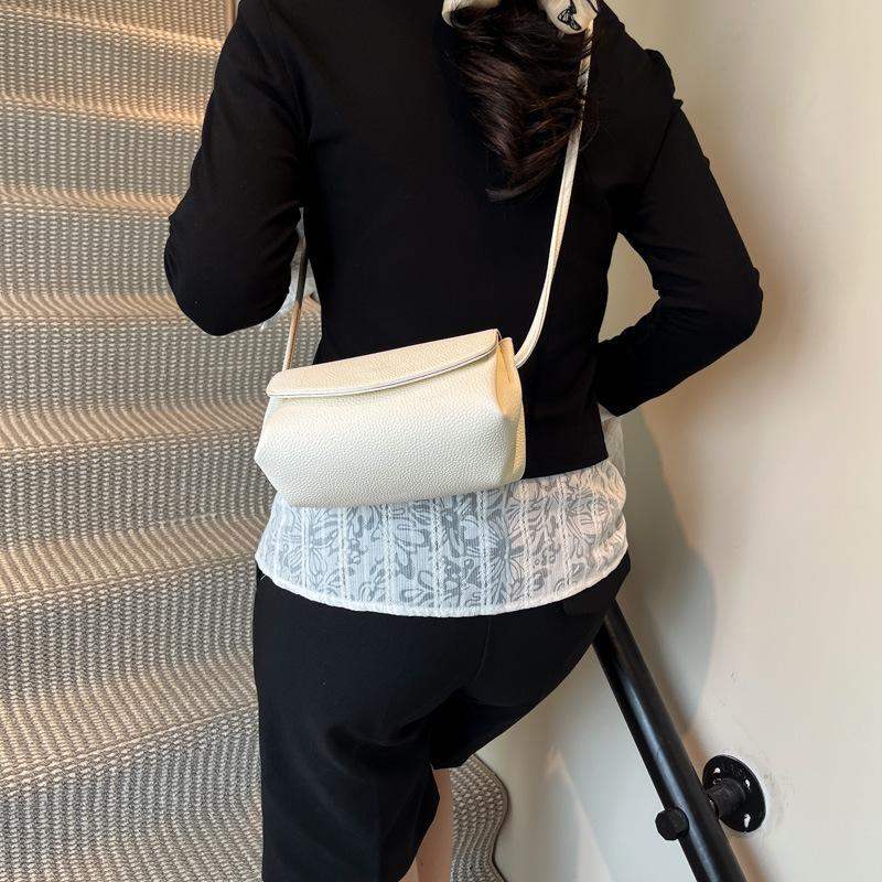 Today's popular bags women's new fashionable and versatile high-quality textured shoulder messenger small square bag