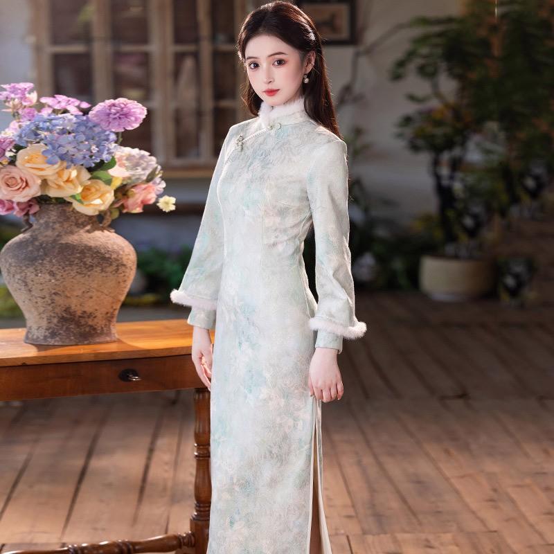 Winter Long Sleeve Cheongsam Dress Women Thick Lined Retro Style With Stand Collar Side Slit Pearl Satin Blend