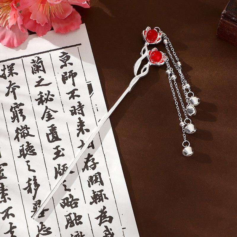 

Цветочный колокольчик Заколка для волос Кисточка Шаг Качающийся Ханфу Юбка «Лошадиное лицо» Заколка для волос Заколка для волос в древнем стиле Заколка для волос Головной убор красный