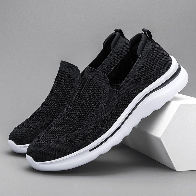 New Foot-fitting Big Mother Shoes Medium and Old Walking Shoes Breathable Sneakers