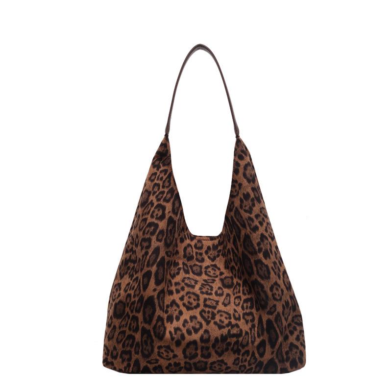 Fashion leopard print underarm tote bag women's autumn and winter new large-capacity commuting shoulder bag versatile women's bag
