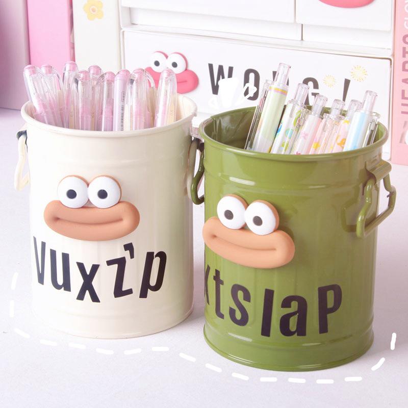 Suport creativ din fier cu capacitate mare pentru birourile studenților