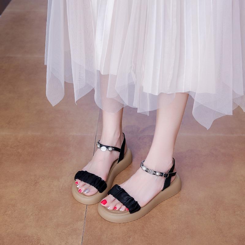 Sandals women's new models with flat sandals women's outer wear beach sandals women's summer