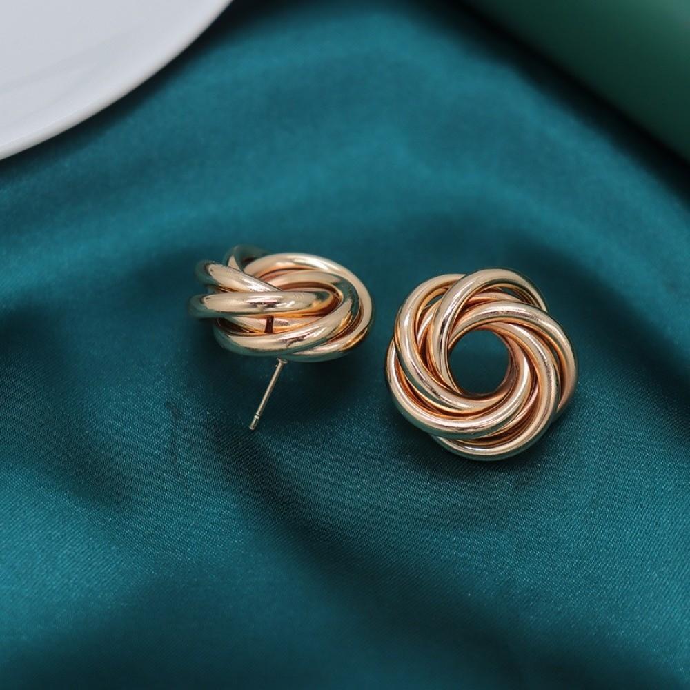 Light Luxury Irregular Earrings Temperament Ladies Ear Studs Simple Metal Round Earrings  Wedding
