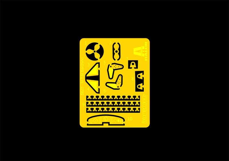 PLATZ Italeri Scale WWII Italian MTM Type Bomber Boat with 2 Crew Plastic Model Kit IT5623 1/35 Figures, (Ship)