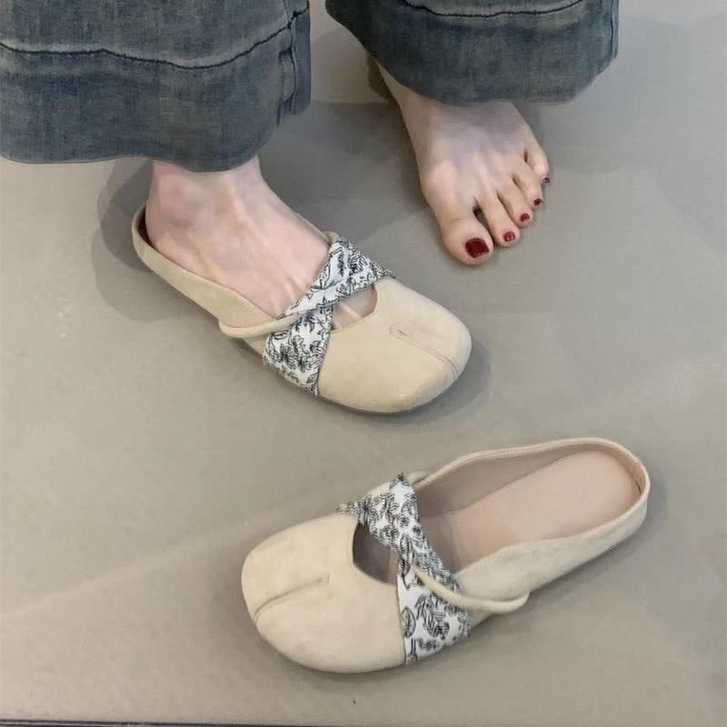 Elegante Ballerinas Schuhe Weicher Feenstil Samt Mary Janes Französisch Vintage Freizeit Gummisohle Erwachsenenschuhe vom Festland