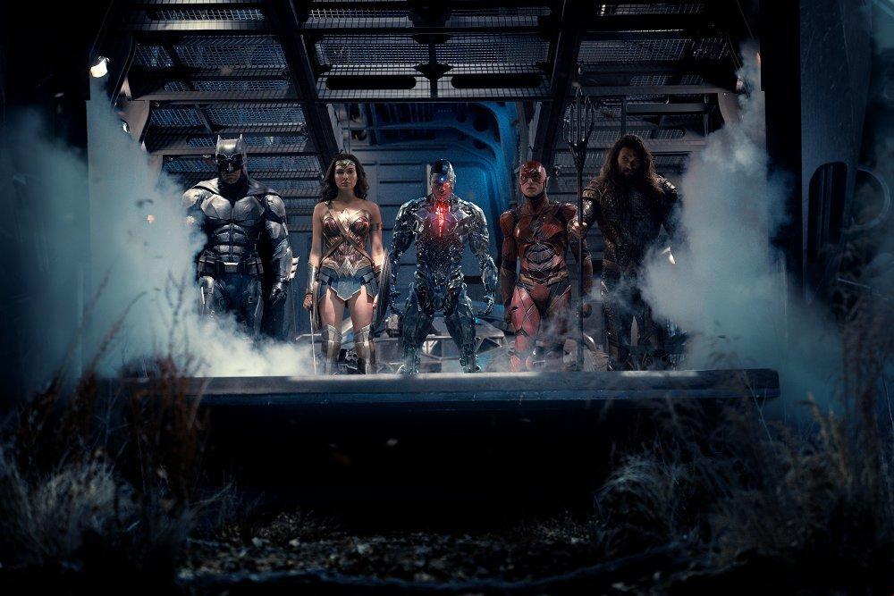 Justice League 3D 2D Set Press & Blu-ray (First Edition/2-Disc Set/Booklet Included) [Blu-ray]