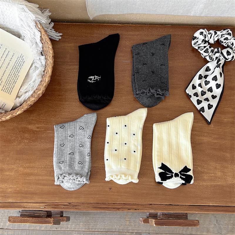Female Spring and Autumn Sweet Polka Dot Curled Edge Bow Bubble Mouth Ballet Wind in The Tube Pile Socks