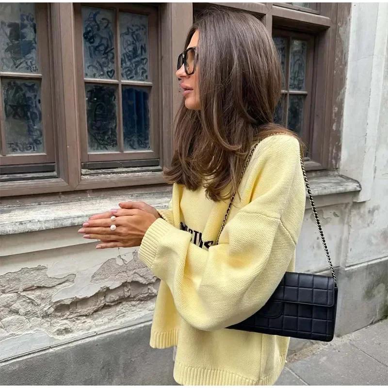 VAYLA Yellow Knitted Letter Sweater Women Elegant Round Neck Long Sleeve Short Pullover Casual Lady New Street Sweaters