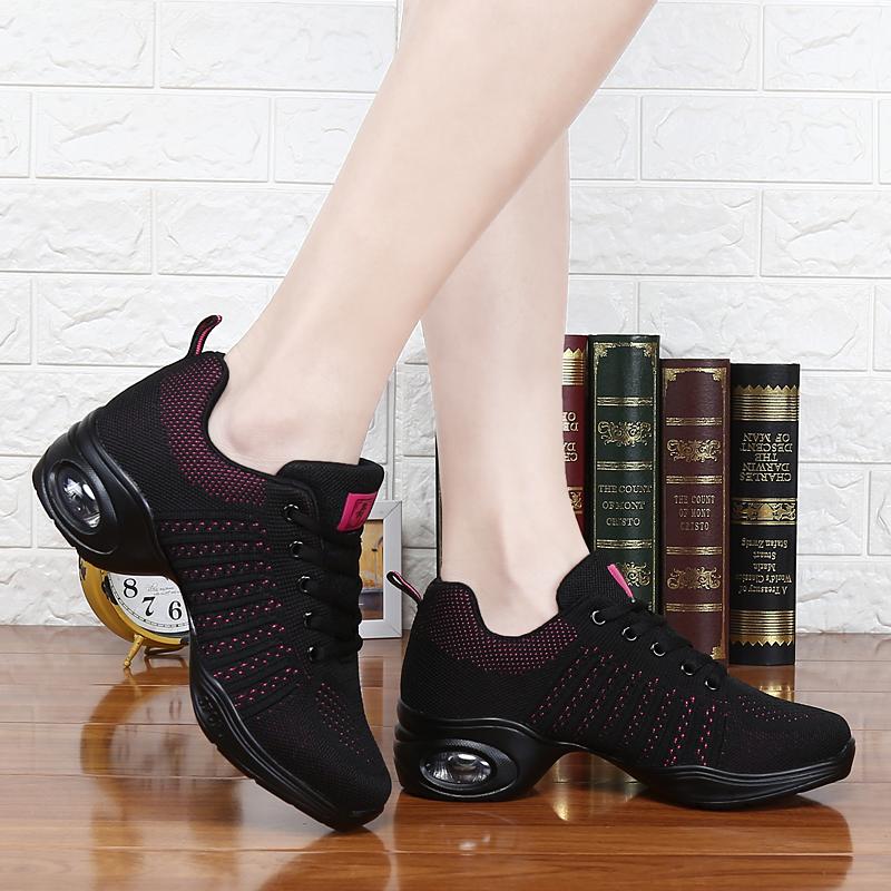 Women's Large Size Flying Woven and Breathable Bottom Increase Ballet Sports Shoes Dance Women's Shoes