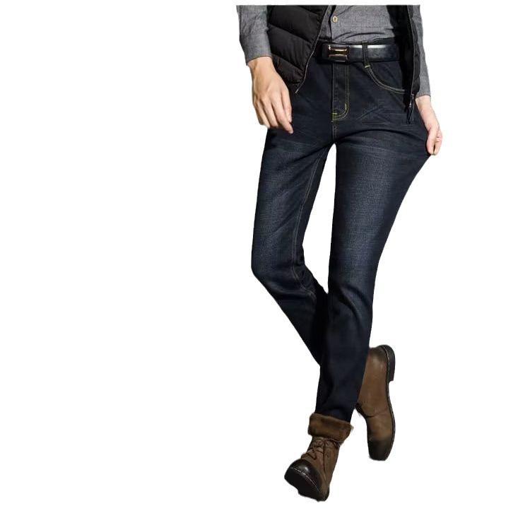 Men's Plush Thick Straight Jeans: Warm, Loose-Fit, Cold-Proof Outdoor Pants for Fall and Winter