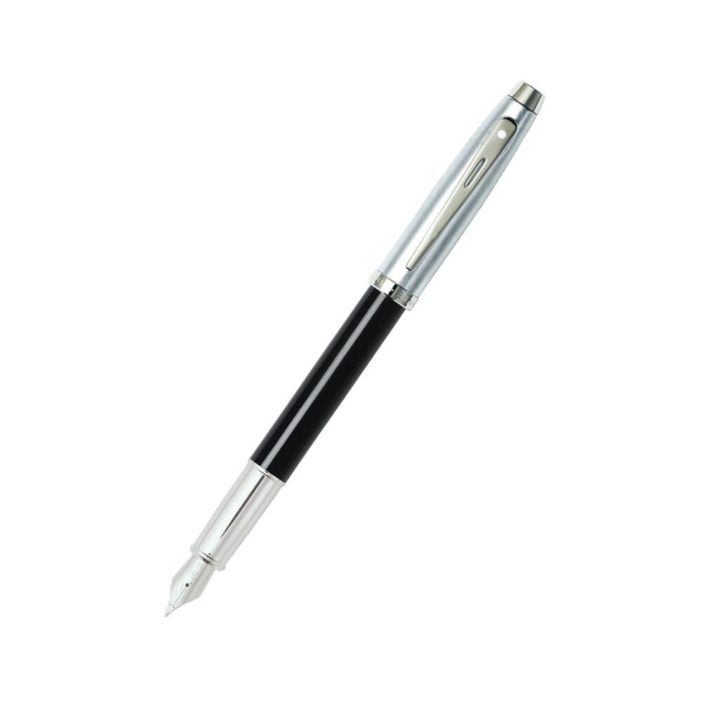 Sheaffer 100 Black Lacquer/Chrome Pen (Fountain Md Nib)