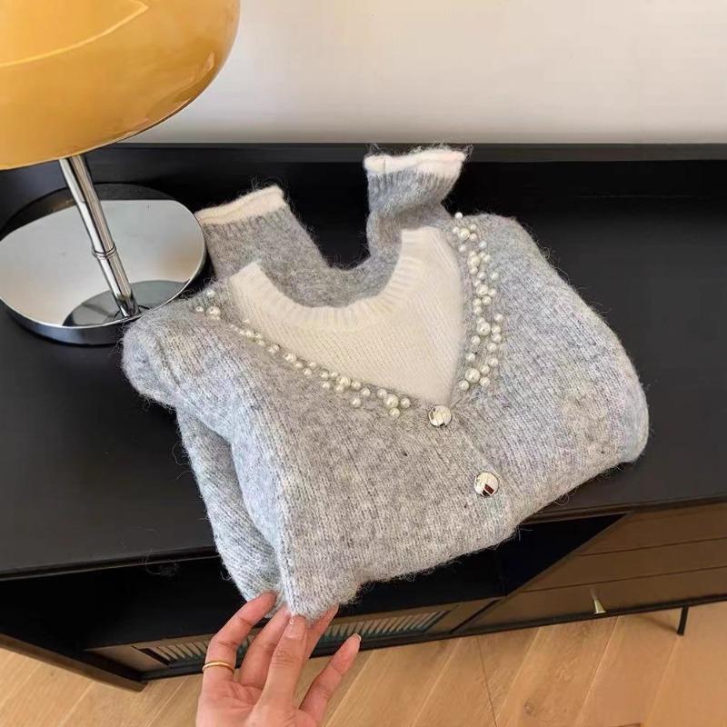 Pullover temperament knitted sweater stacked fake two tops women's fashion sweater lazy high-end design sense niche