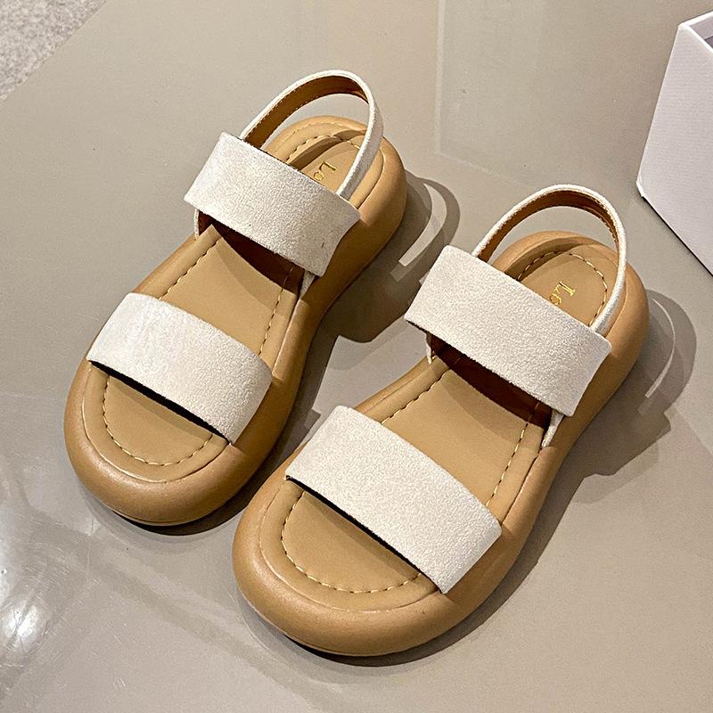 Sandals women's flat bottom new summer versatile student gentle shoes with skirt fashion women's shoes