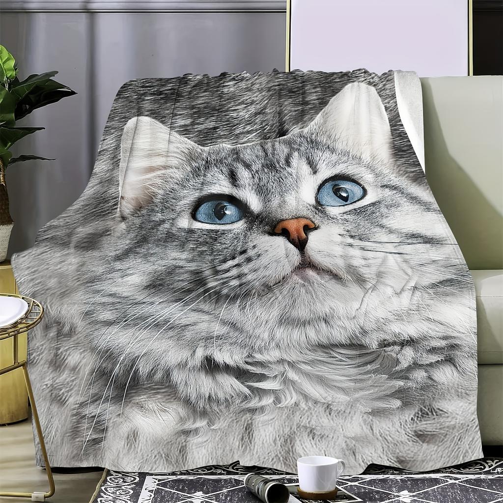 Cat Lover's Ultra-Soft Flannel printed blanket suitable for all seasons suitable for living room office sofa and travel