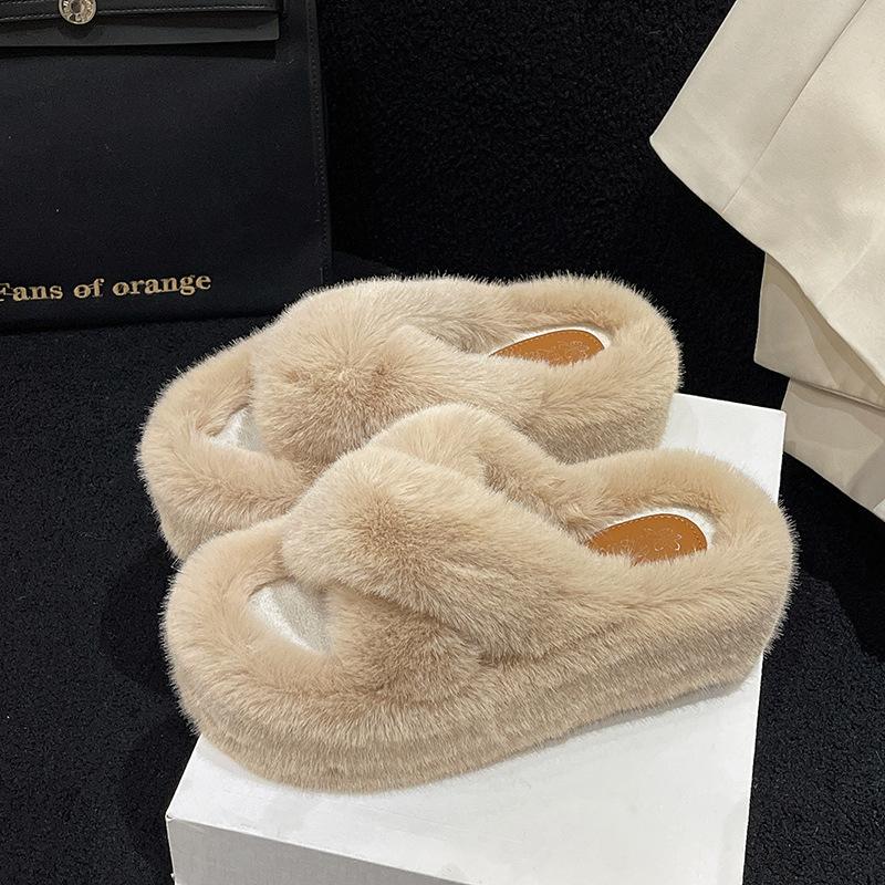 Large Size 7cm Thick-bottomed Crossed Fluffy Slippers 2025 Autumn and Winter New Korean Version Fashion Warm Plush Cotton Slippers Women