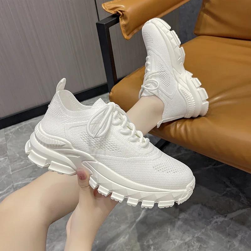 Fashion Women's Versatile Sports Shoes 2025 Spring and Autumn Breathable Outdoor Running Casual Flat Sole Comfortable Low Top Shoes