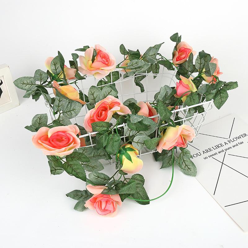 Seidenrosen-Ranken-Dekoration mit Kristallen für Hochzeiten und als Wandkunst für Zuhause