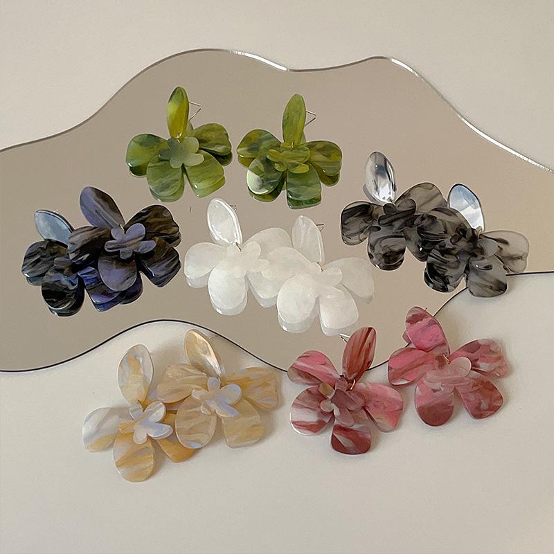 Super Fairy Ink Big Flower Stud Earrings Female Retro Niche Exaggerated Design Sense Elegant Versatile Earrings