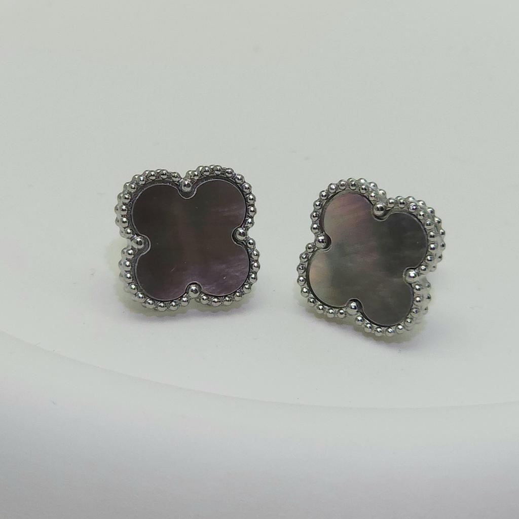 High Quality Titanium Steel Natural Mother-of-pearl Four-leaf Clover Earrings for Women 18K Fashion Premium Earrings