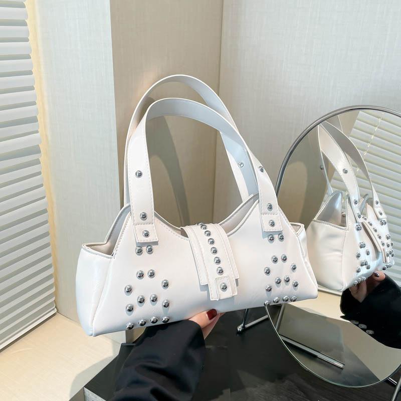 New Retro Rivet Tote Bag Fashionable and Personalized Shoulder Underarm Bag For Women Trend Large Capacity Purse and Handbags AVE