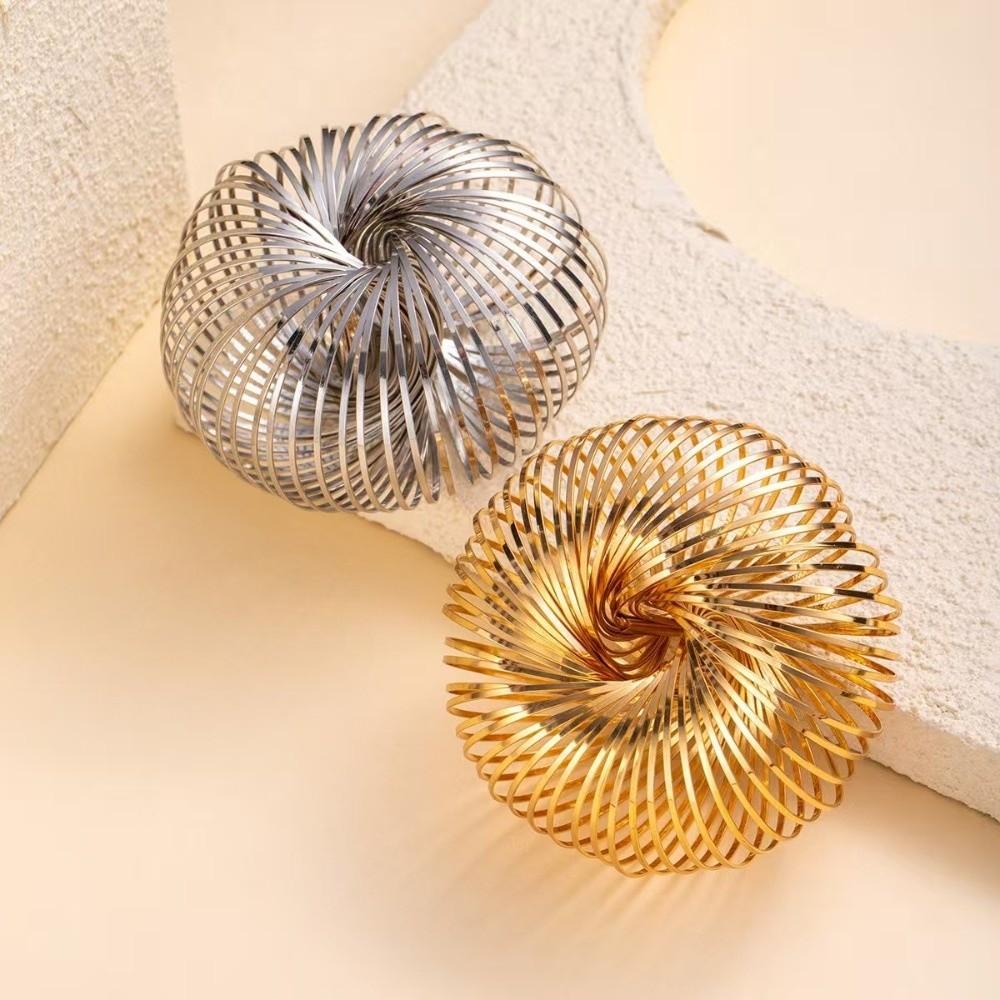 Flat Wire Geometric Bracelet Zinc Zinc Alloy Coil Cuff Bracelet Bold Retractable Bangle  Gift