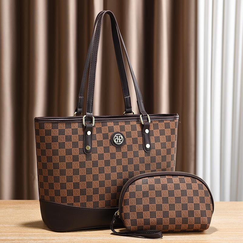 Women's bag 2025 new fashion office worker large-capacity handbag versatile shoulder messenger bag women's bag women's tide
