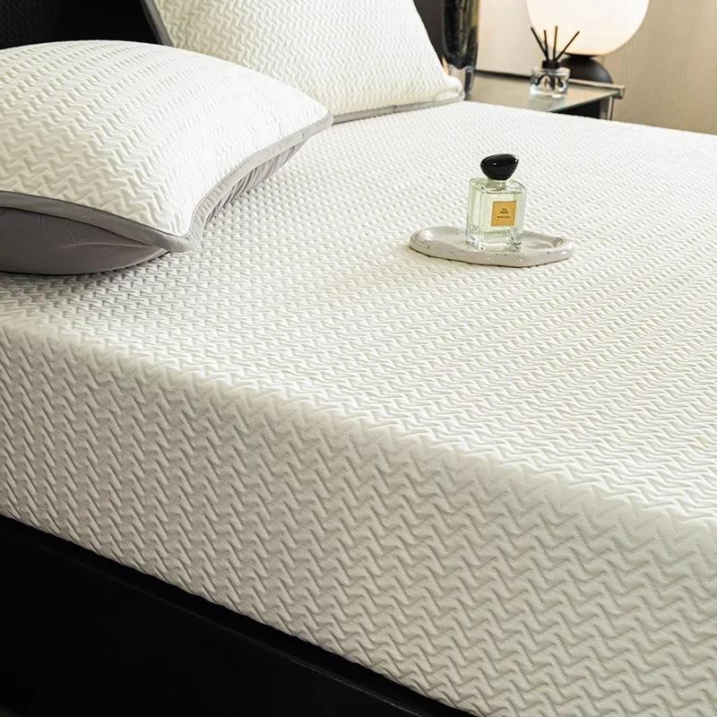 Summer Soft Breathable Cooling Mat Solid Color Skin-friendly Bed Cover Elastic Bedsheet for Bed Room Durable Non-Slip Bed Cover