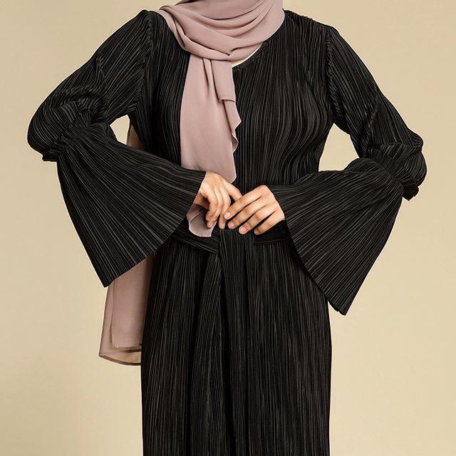 LR99 Slimming Pleated Robe Dress