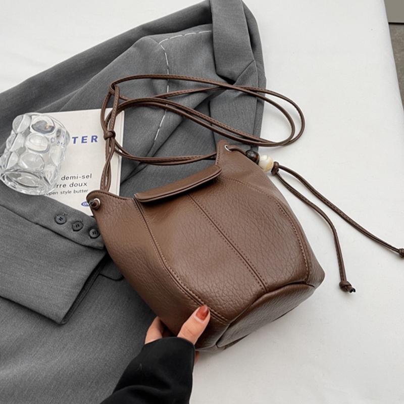 

Трендовая сумка-ведро через плечо Модная универсальная повседневная сумка кросс-боди Женские сумки через плечо большой вместимости из искусственной кожи Brown