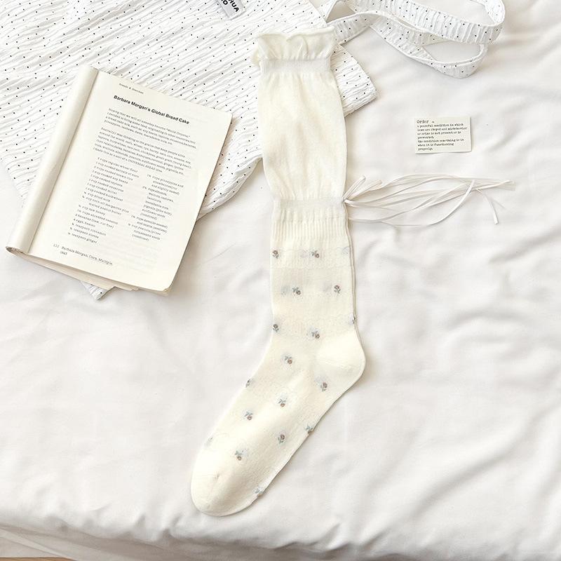 

White Cotton Floral-patterned Socks - Summer Light-weight Long Stockings with Trailing Ribbons and Bunches of Bows At The Back. 1 pair