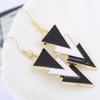 Accessoires de bijoux pour femmes Boucles d'oreilles pendantes élégantes en forme de triangle géométrique