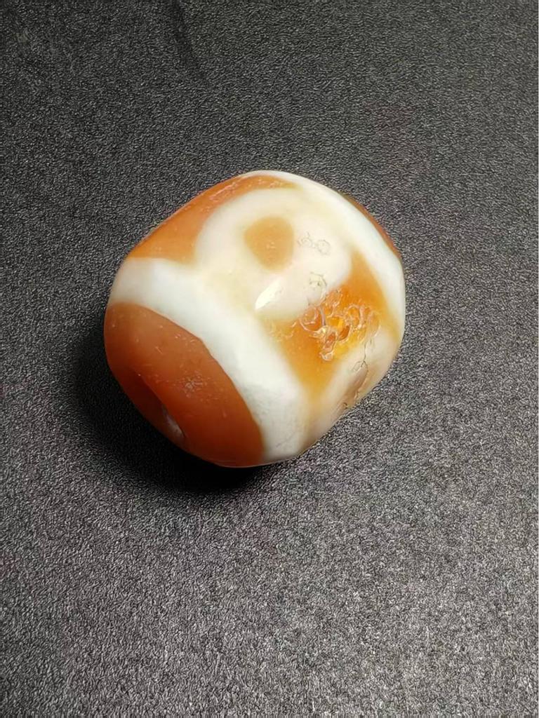 Contas de Ágata Dzi Tibetana Natural Gravada à Mão com Pátina Envelhecida, 15mm para Miçangas DIY