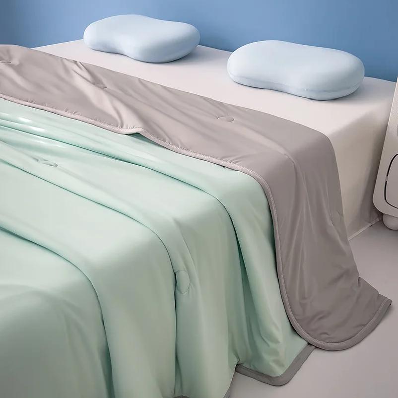 Summer Cooling Comforter Grade A Air Condition Comforter Breathable Cool Comforter for Hot Sleepers and Night Sweats Nap Blanket