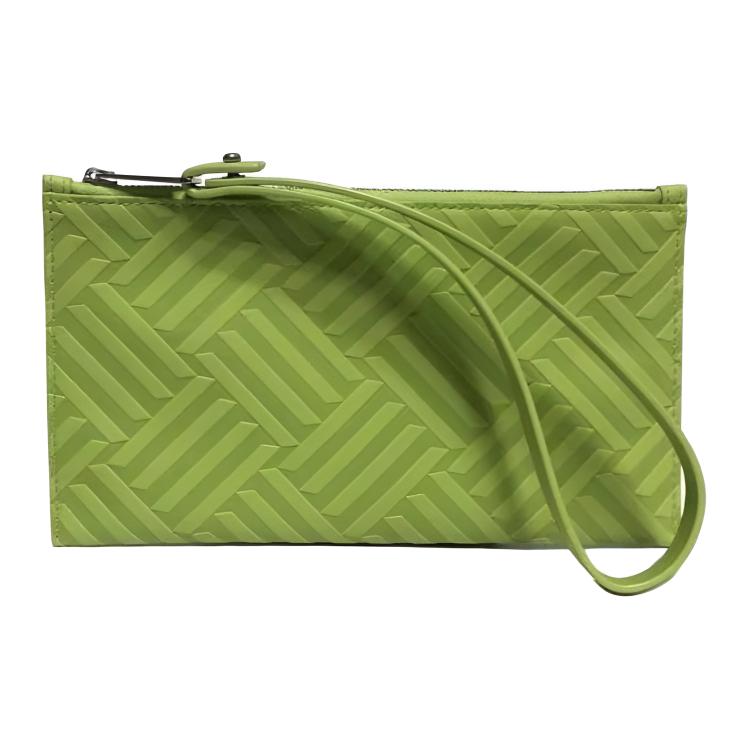 Bottega Veneta Textured Pattern Zipper Clutch Women clutch Green 679806V1SP13560 Basic Set (Bag+Dust Bag)