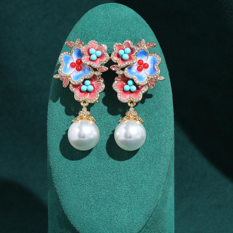 Yong Nuo Vintage Retro Jewelry: High-End, Colorfast Antique Earrings