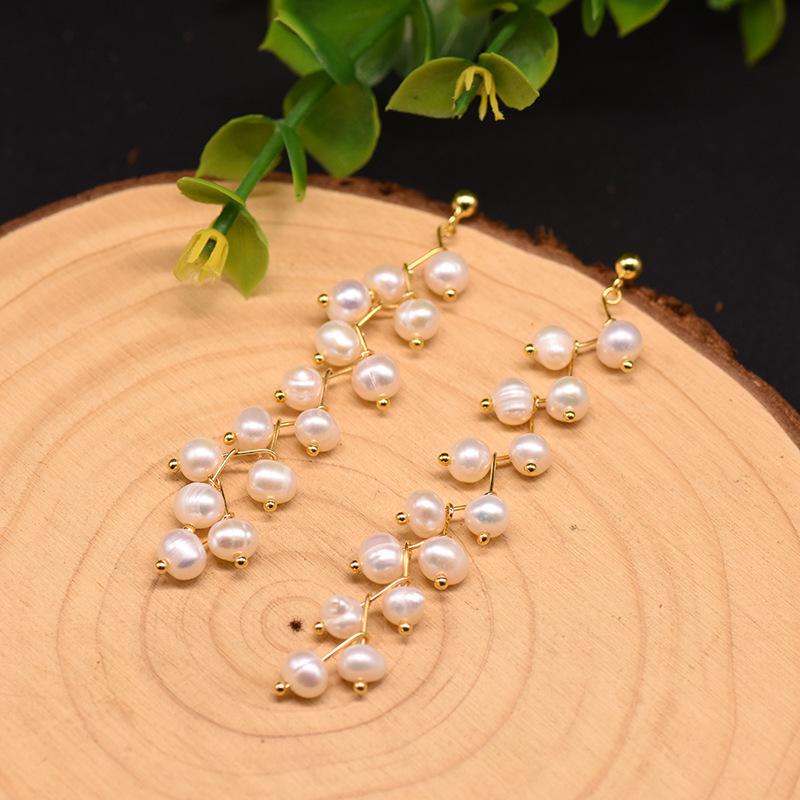 Natural freshwater pearl earrings for women, niche long versatile vintage pendant design, handmade earrings with a light luxury and high-end feel