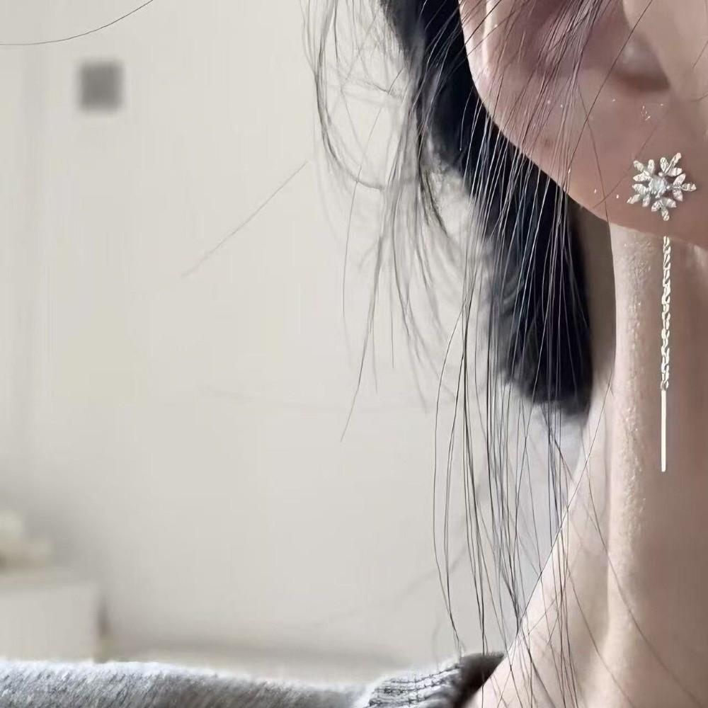 Zircon Snowflake Pendant Earrings Rhinestone Dangle Ear Studs Elegant Long Tassel Earrings Jewelry