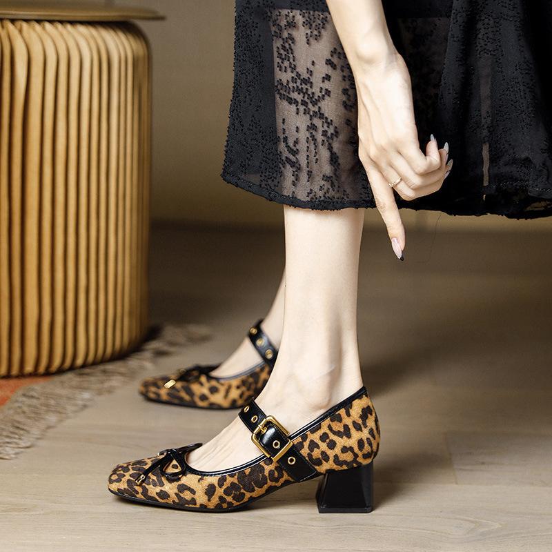 Fashion Fashion Women's High Heels 2025 High Quality Square Toe Mary Jane Bow Buckle Dress Party Pumps Women's Lolita Shoes Ballerinas