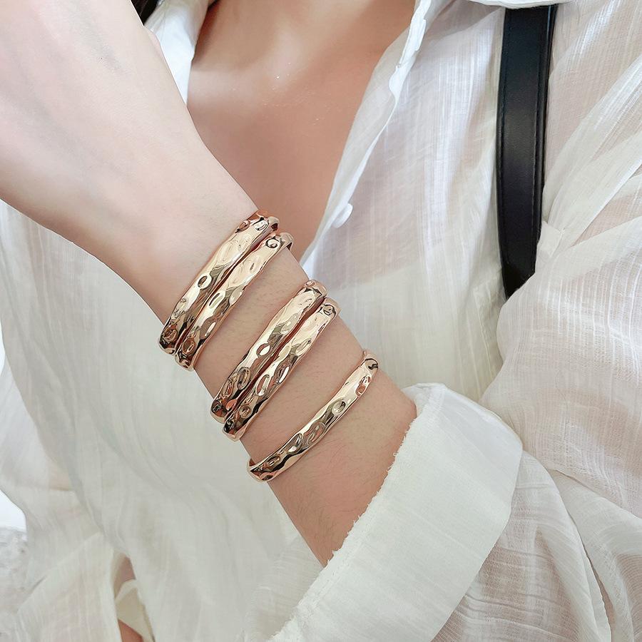 Five-Piece European & American Geometric Open Bangle Set: Minimalist, High-End Women's Jewelry